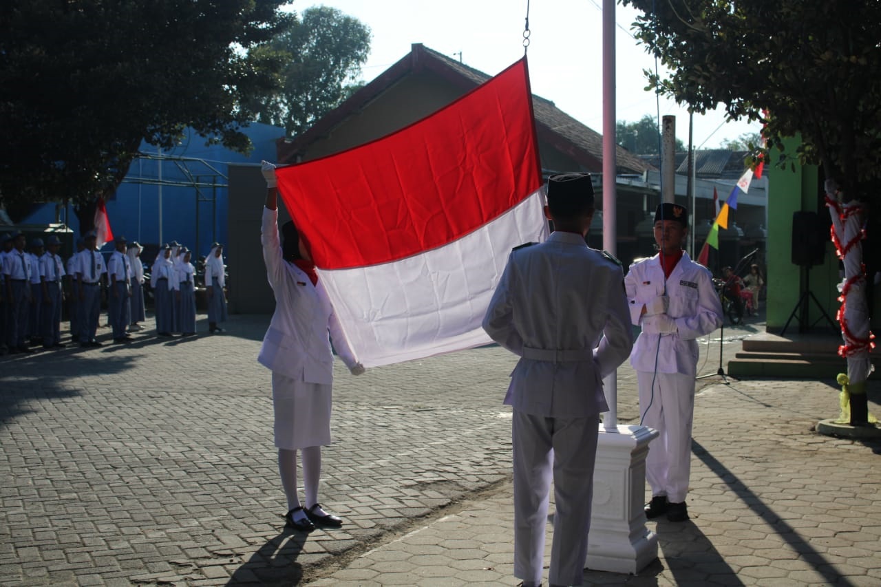 Pengibaran Bendera